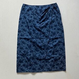 Elegant Blue Floral Pencil Skirt